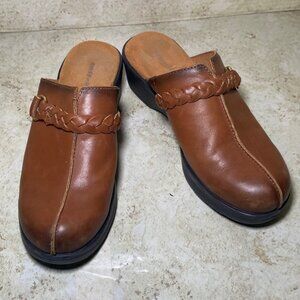 Brown Leather Slip-On Clogs Braided Strap Casual Comfort Boho Festival Indie